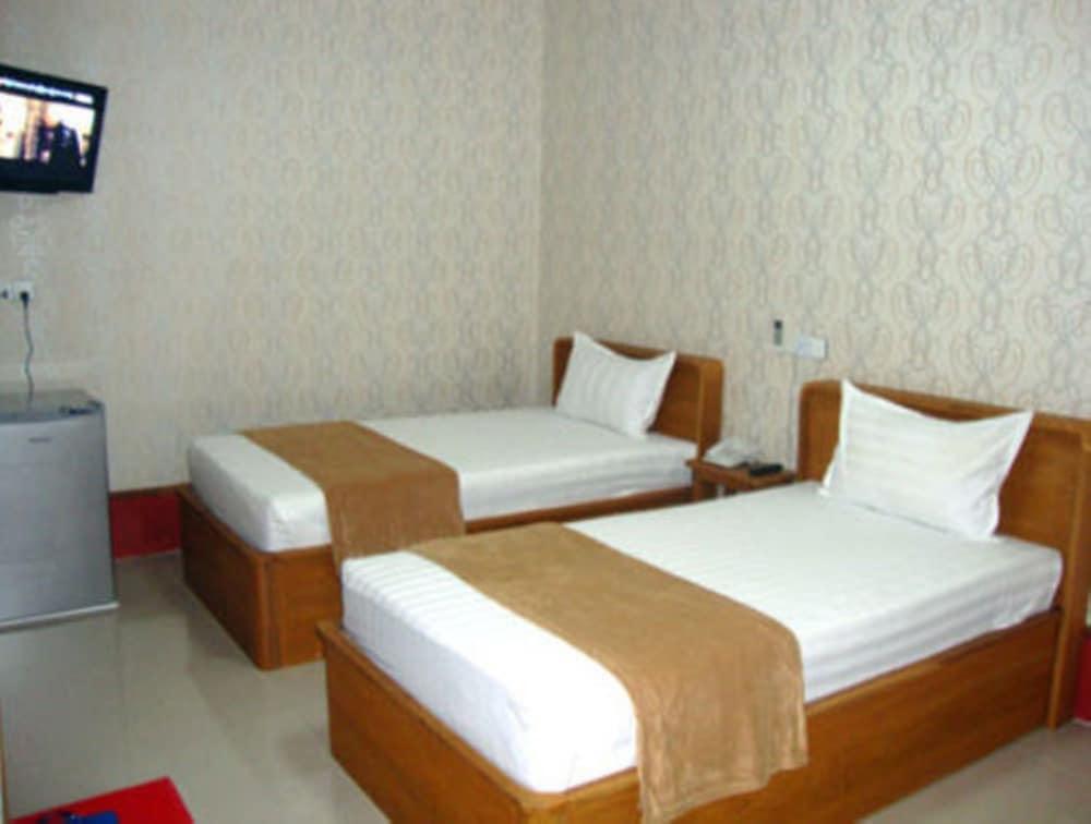 Aung Tha Pyay Hotel 3 Yangon Exterior foto