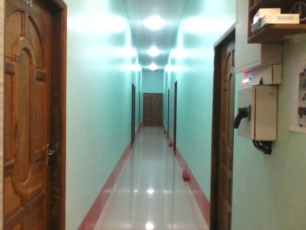Aung Tha Pyay Hotel 3 Yangon Zimmer foto